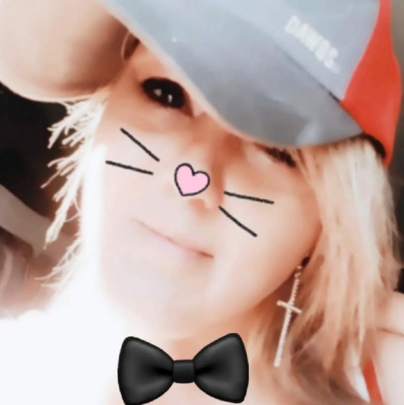 Meet your Posher, Jessica - Picture 2 of 5